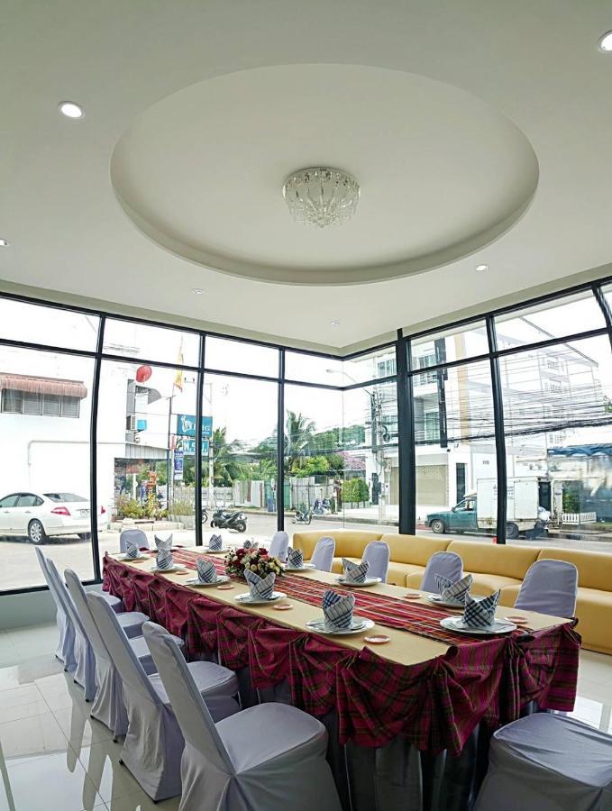 La Viva Buriram Hotel Exterior photo