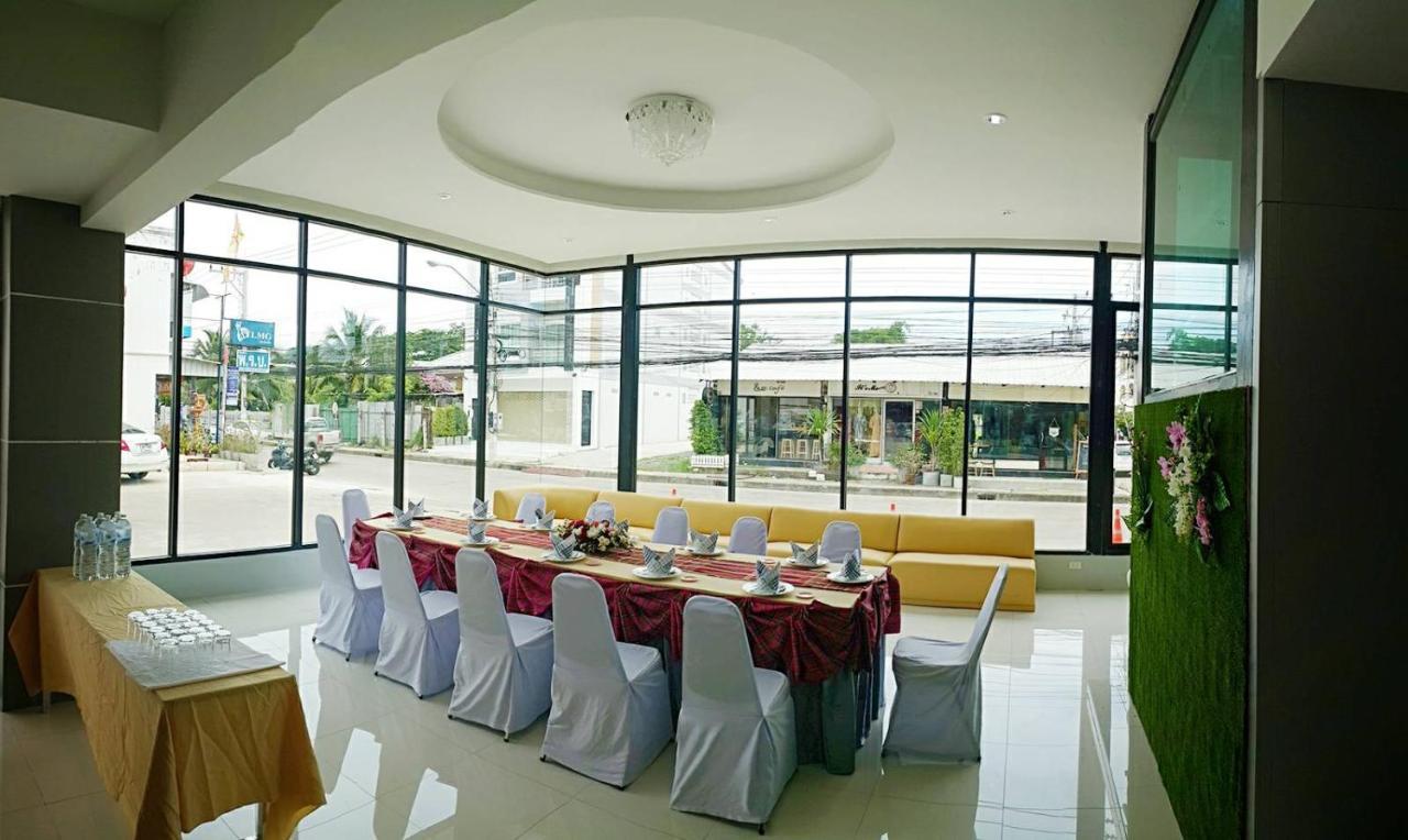La Viva Buriram Hotel Exterior photo